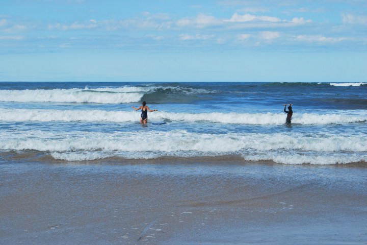 Bamburgh to Budle Bay Waves